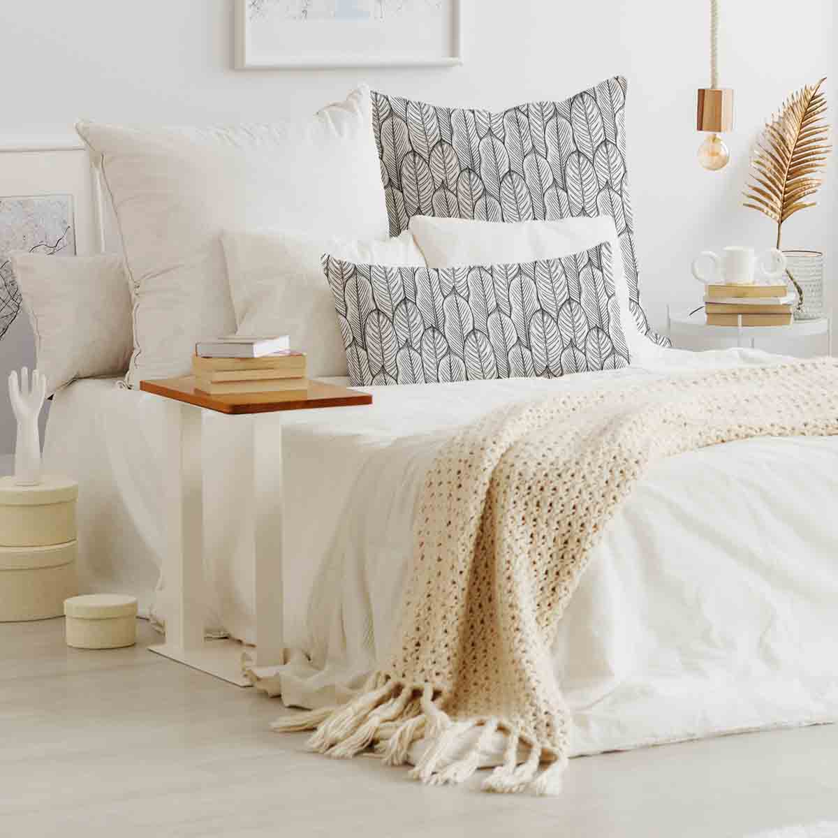 White,Bedroom,Interior,With,Windows,,Gold,Accessories,And,White,Bedsheets